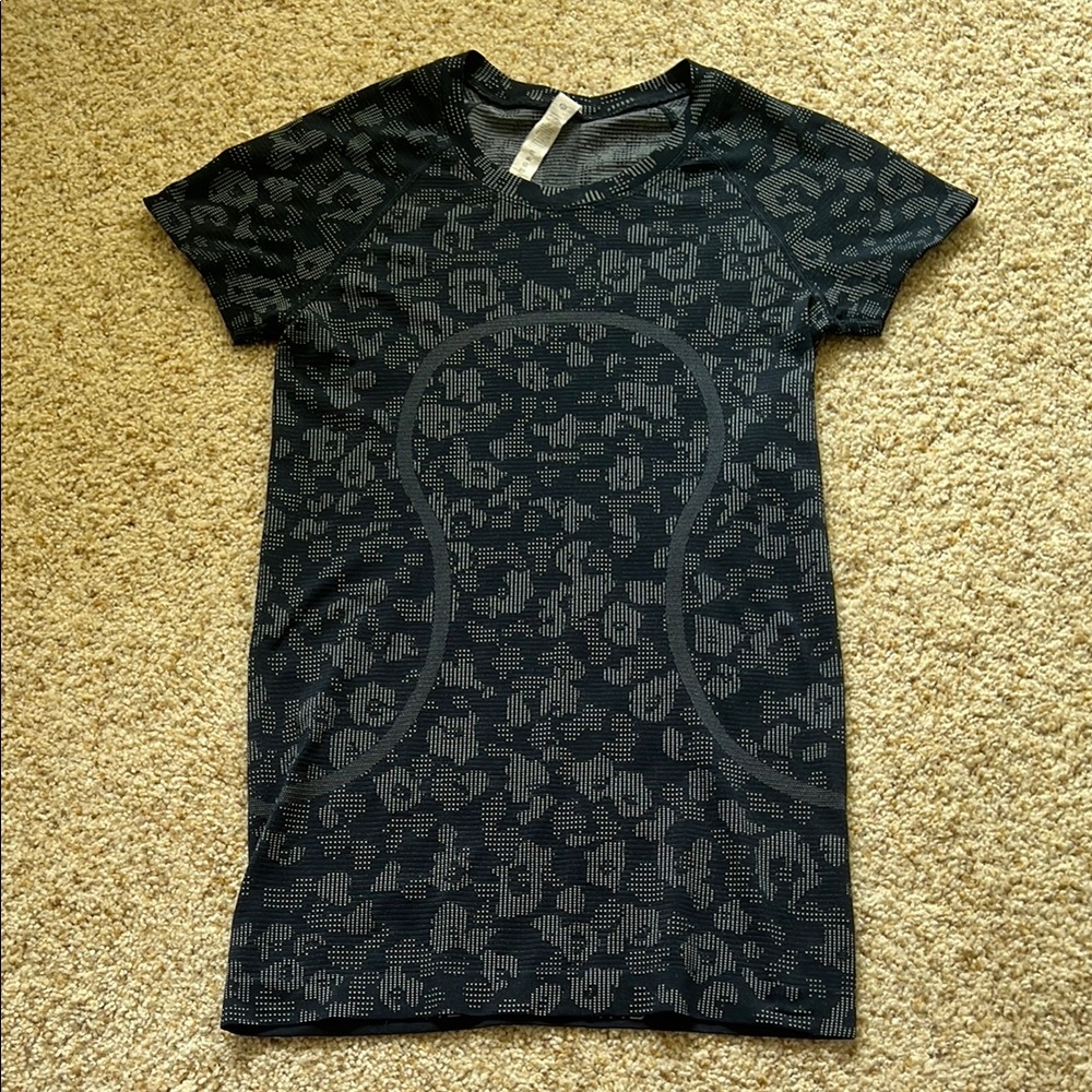Lululemon Short-Sleeve Swiftly Tech